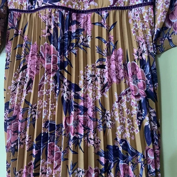 GB Girls Pleated Long Sleeve Dress with Pink and Purple Floral Pattern - Picture 6 of 13